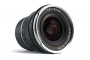 Carl Zeiss 18mm 4.0 ZM  + orig doos 