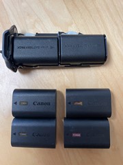 Canon EOS R6 met batterygrip BR-R10 en 6 accu's