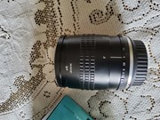 Lensbaby Velvet 56mm f/1.6 – Canon EF
