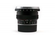 Carl Zeiss 18mm 4.0 ZM  + orig doos 