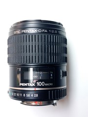 Pentax SMC D FA 100mm 1:2,8 macro IZGST