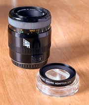 Cosina 100mm F/3.5 Macro (Canon EF-S mount)