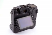 Fuji XH1 + grip