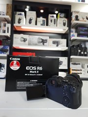 Fujifilm X100VI, Canon EOS R5, Canon EOS R6, Nikon