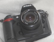 Nikon D200   plus  50  mm  objectief  