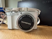Olympus Pen E-P7