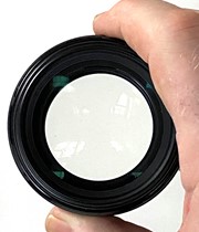 Canon EF 1.8 / 85 mm USM met zonnekap en doos