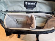 Tenba messenger DNA 10 camera + lenzen tas