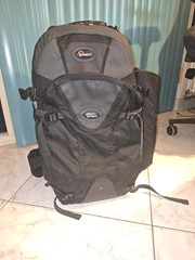 LowePro Lens Trekker 600 AW black
