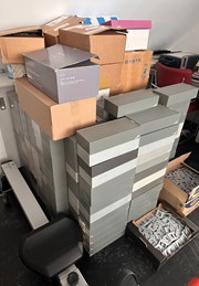 300 diadozen en ca 27000 Hamafix diaraampjes