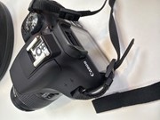 Canon eos 2000d met 18-55mm lens en 75-300mm lens