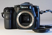 Sony A100