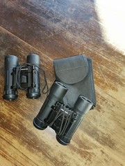 Diverse camera's en verrekijkers te koop