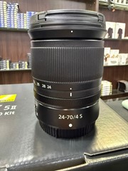 ** Nieuwe Fotoapparatuur te koop **