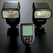 2x Godox V860III for Nikon + XPro-N transmitter