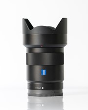 Sony FE Sonnar T* 55mm f/1.8 ZA