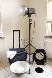 Multiblitz Ministudio-flitskop met statief en lich