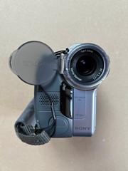 Sony DCR TVR 12E Digital Video Camera Recorder
