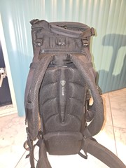 LowePro Lens Trekker 600 AW III black