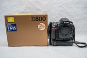 Nikon D800 met AF-S 24-70mm f/2.8G ED + MB-D12